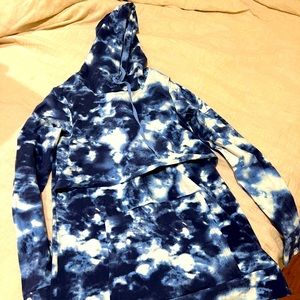 Latched mama lightweight hoodie